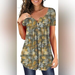 Leaf Patterned Scoop Neck Short Sleeve 2 Button Women's Blouse XXL